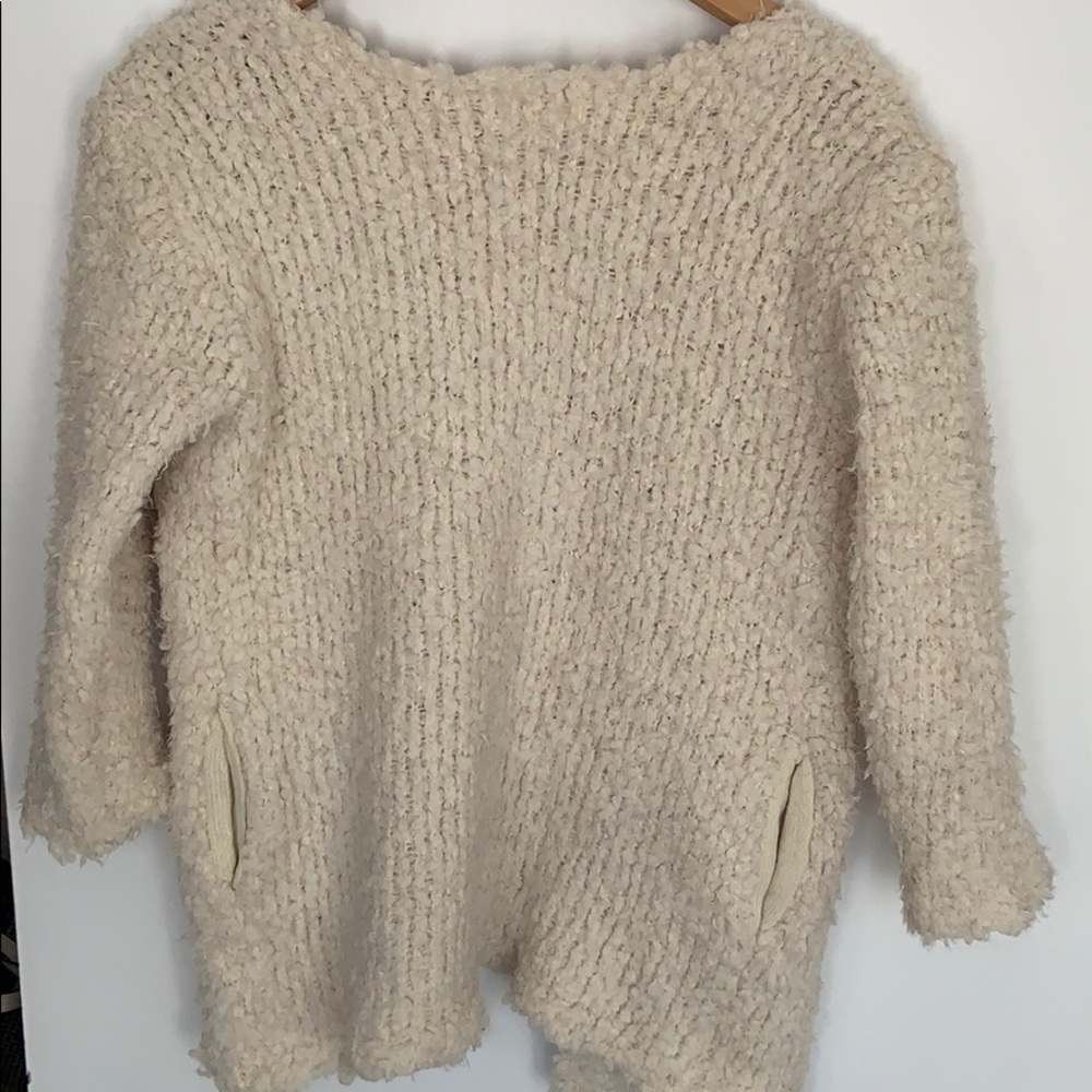 Cozy Cardigan - Picture 4 of 4